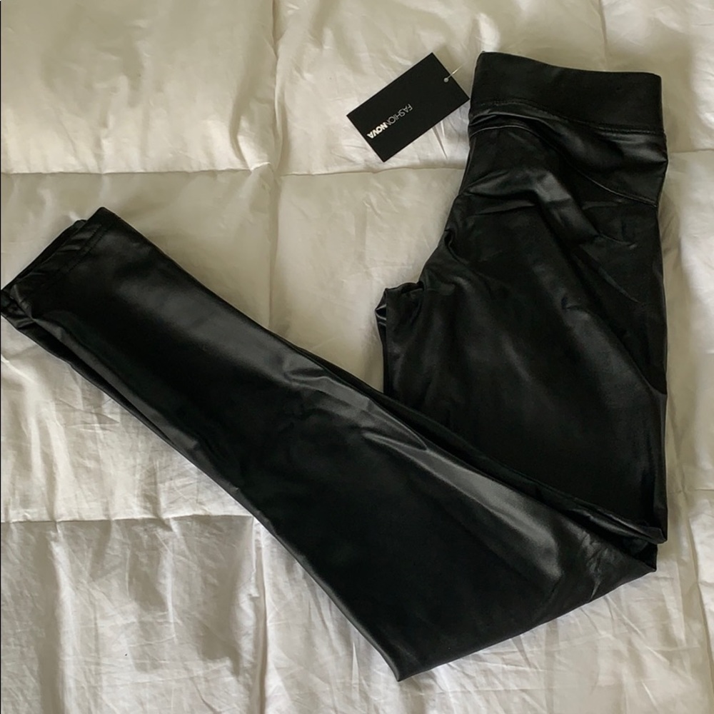 Fashion Nova - Polyurethane Leggings